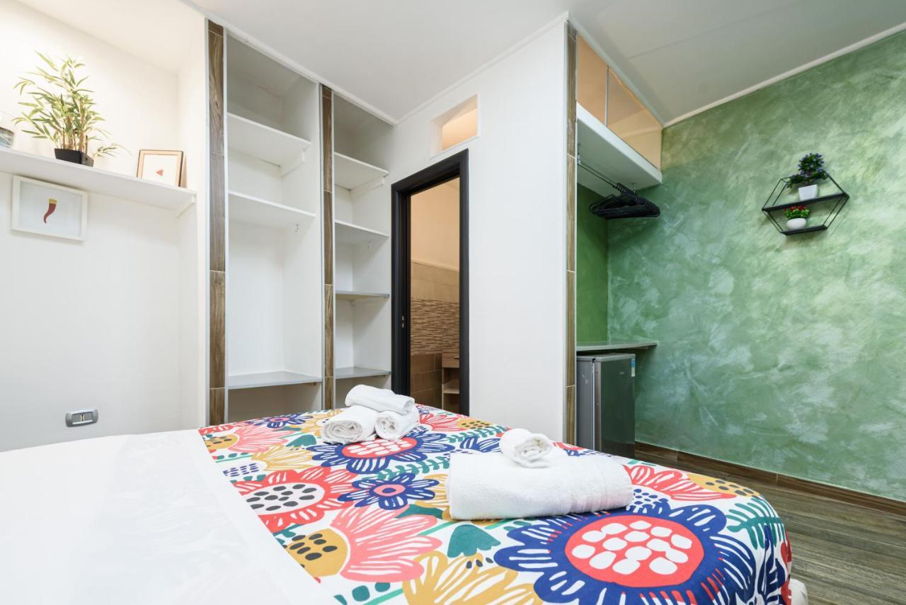Loft By B&B Universita เนเปิลส์ ภายนอก รูปภาพ